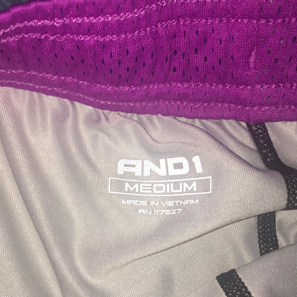 •Running Shorts• - Picture 3 of 5